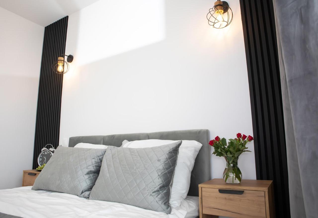 Luxus Apartament Bella Apartment กดิเนีย ภายนอก รูปภาพ