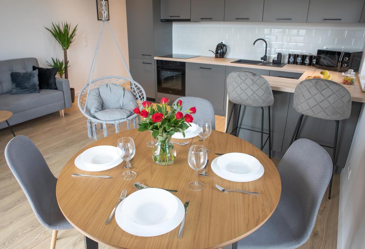 Luxus Apartament Bella Apartment กดิเนีย ภายนอก รูปภาพ