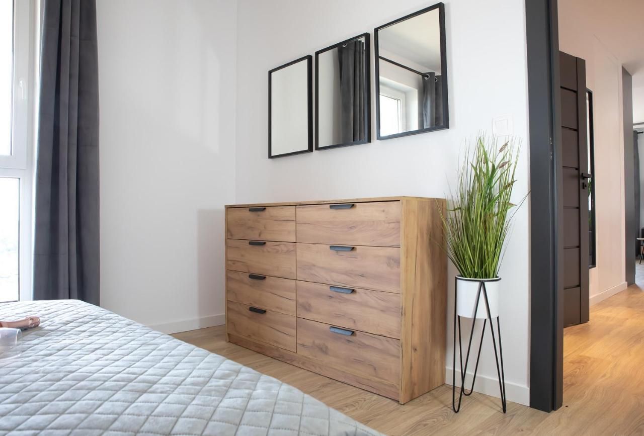 Luxus Apartament Bella Apartment กดิเนีย ภายนอก รูปภาพ