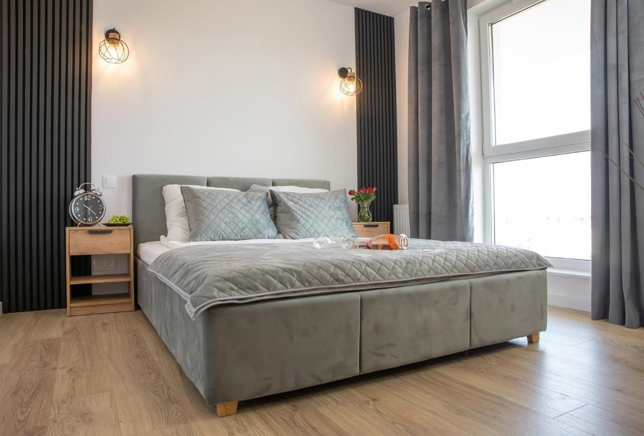 Luxus Apartament Bella Apartment กดิเนีย ภายนอก รูปภาพ